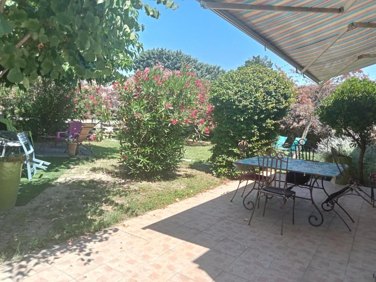 Villa Cosy En Provence Maillane Esterno foto